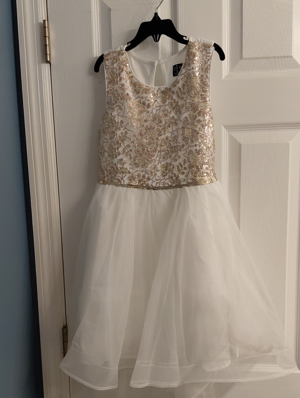 New PINK & VIOLET Christmas Dress Girls SIZE 10 Creamy White Gold Sequin Beaded